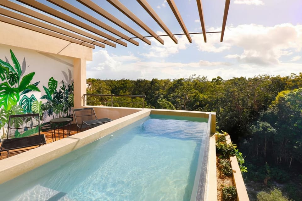 Natural landscape, View (from property/room), Balcony/Terrace, Pool view, Swimming pool