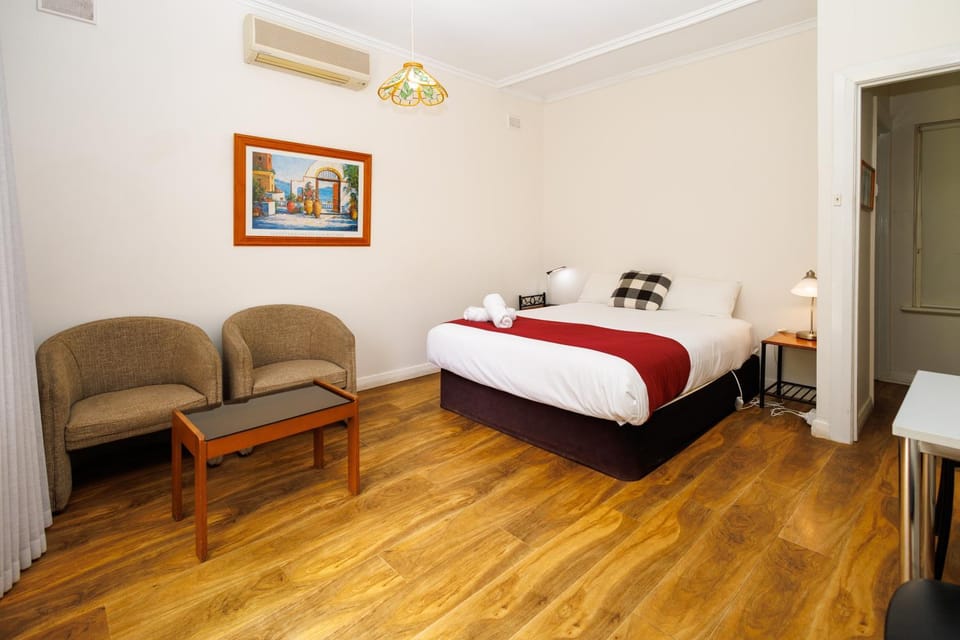 BIG4 Cape Jervis Accommodation & Caravan Park Farm Stay in Deep Creek