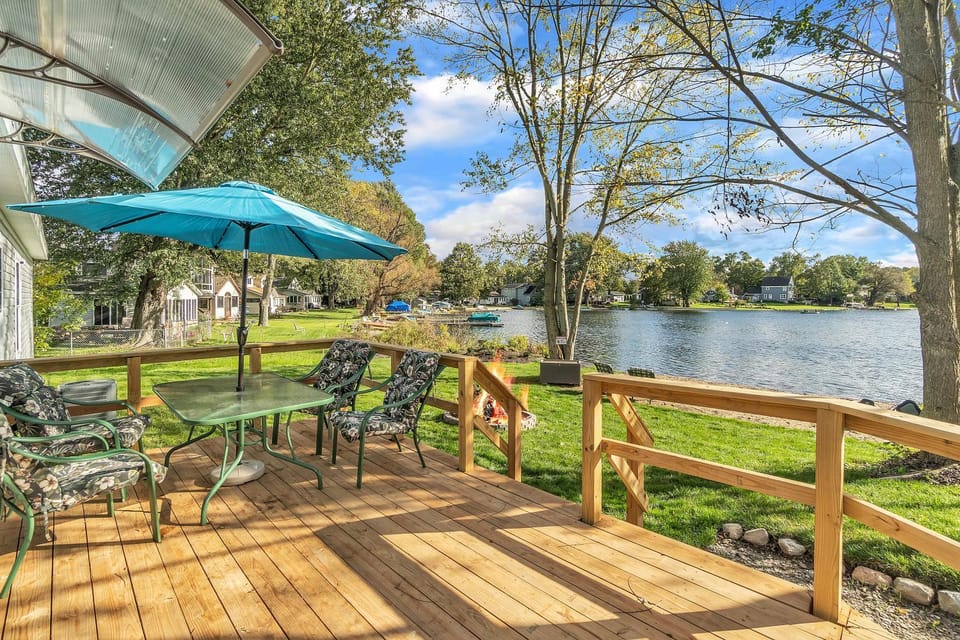 Natural landscape, View (from property/room), Balcony/Terrace, Lake view