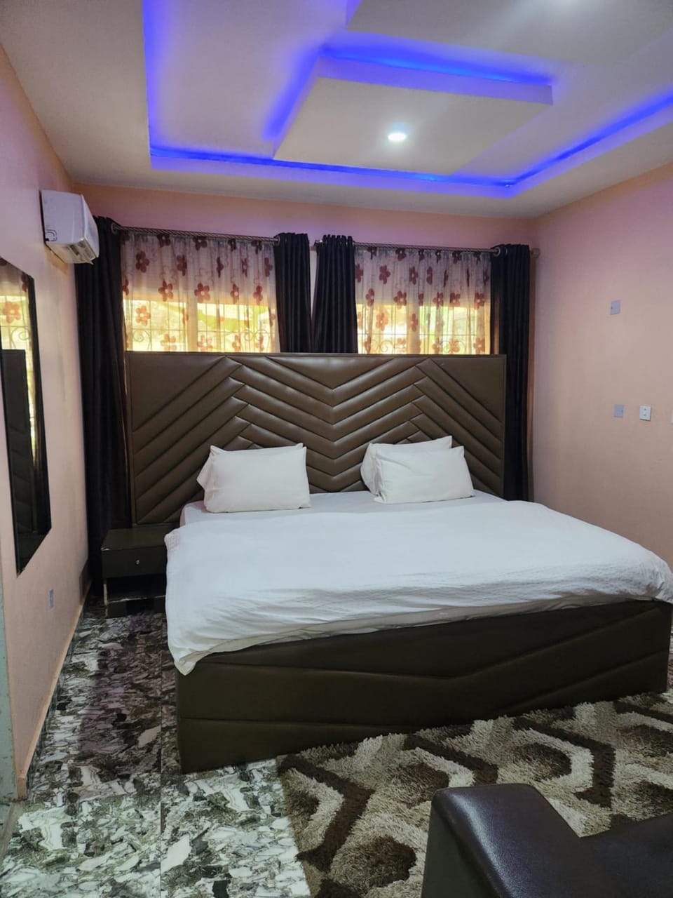 Blue-View Hotel and Apartments Riverpark Apartment in Abuja