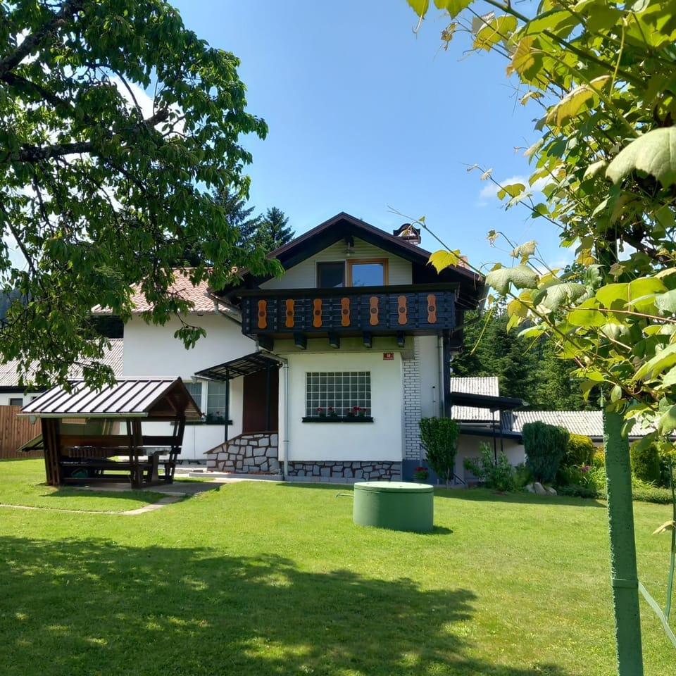 Property building, Garden