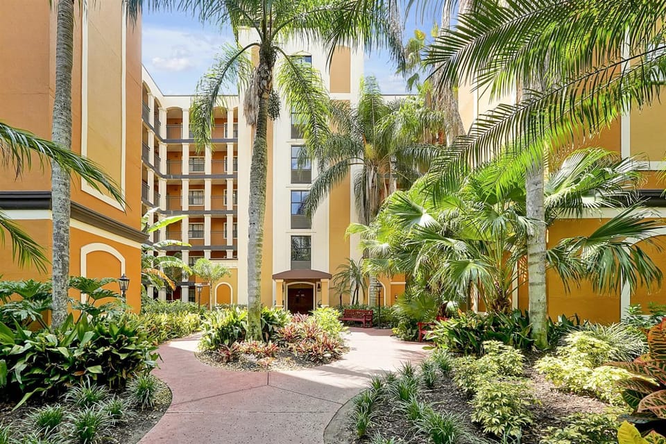International Drive Luxury Condo Apartment in Orlando