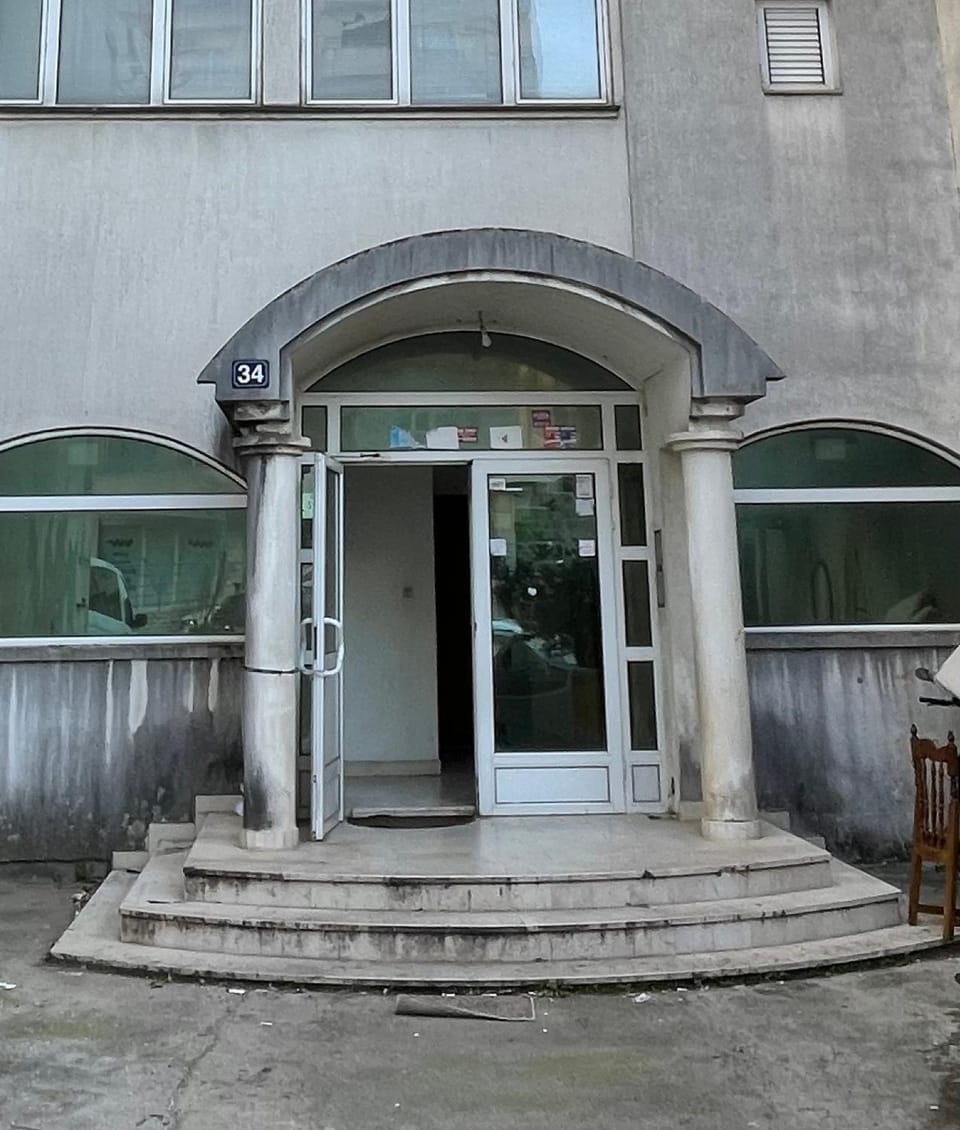 Property building, Facade/entrance