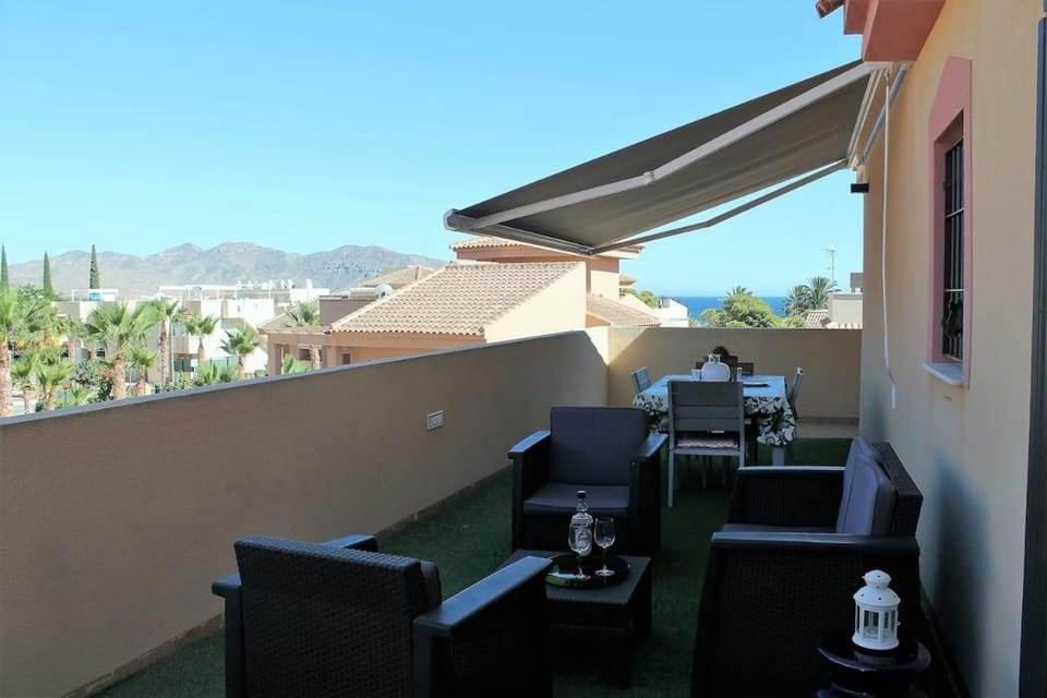 View (from property/room), Balcony/Terrace, Mountain view