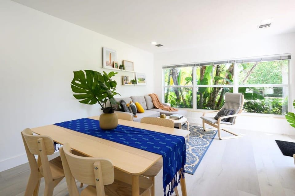 Bright & Comfortable Apt in Victoria Park House in Fort Lauderdale