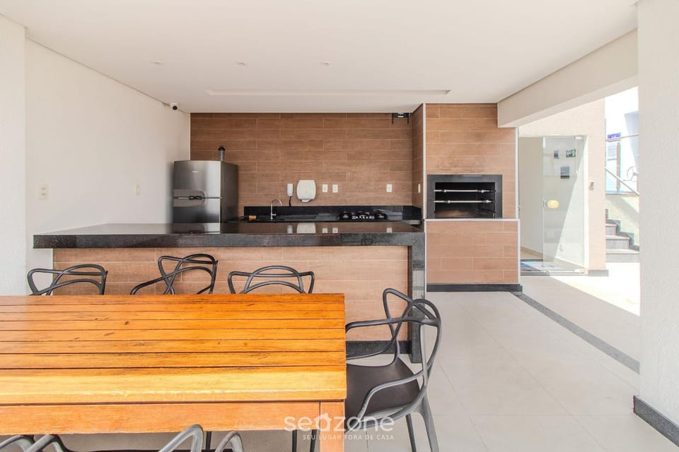 BBQ facilities, Dining area
