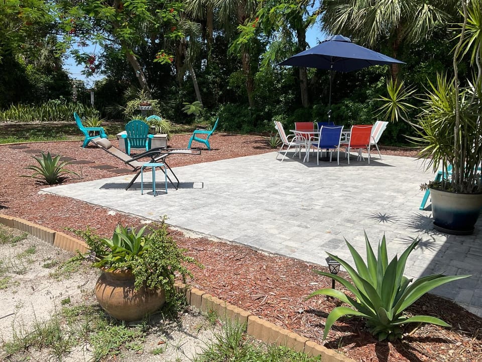 Spacious Ranch 7 min to beach/ airport Pet friend House in Melbourne