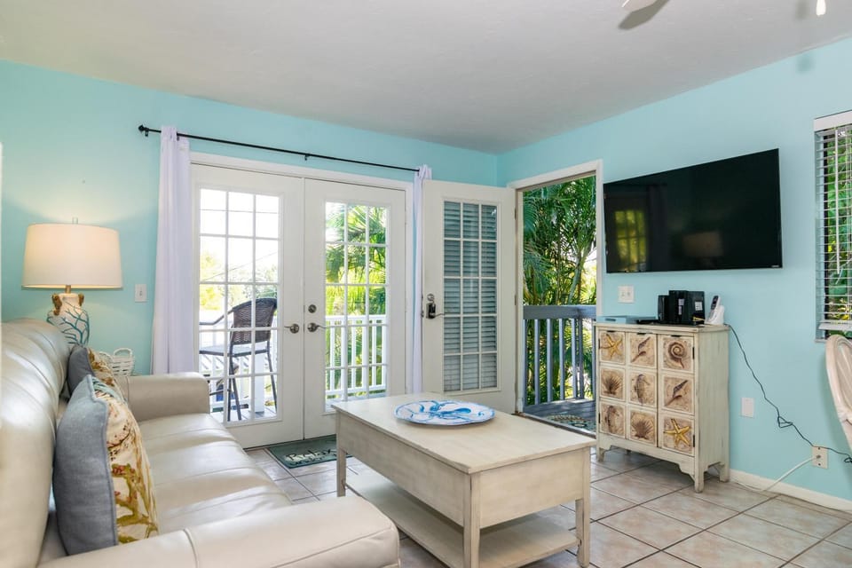 A Getaway Retreat B House in Bradenton Beach