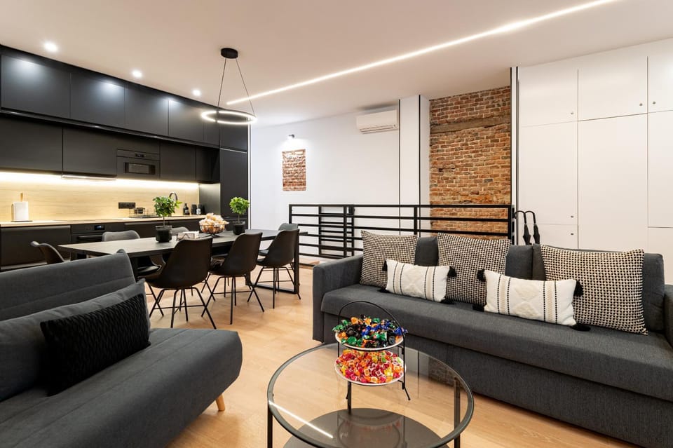 Living room, Seating area