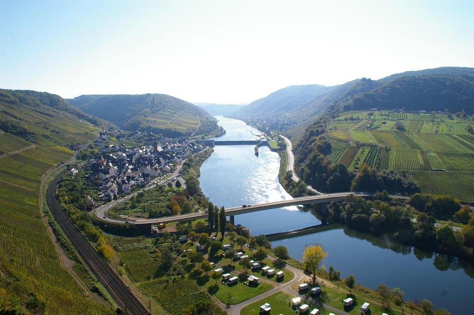 Day, Natural landscape, Bird's eye view, Hiking, River view