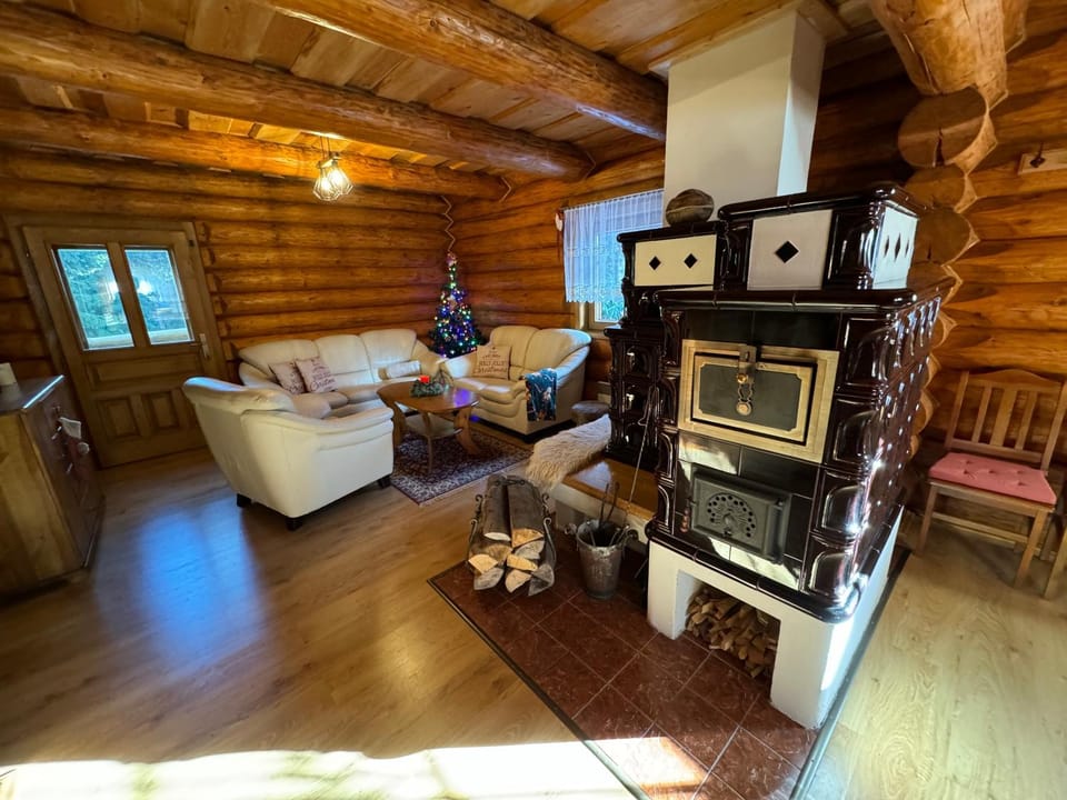 Communal lounge/ TV room, Living room, Seating area