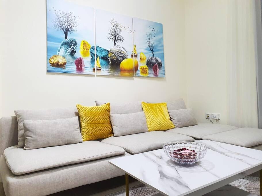 Living room, Decorative detail, Seating area