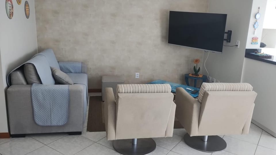 APARTAMENTO SOLAR DA PRAÇA, Aconchegante, com ar condicionado,em frente ao shopping Vesta Apartment in State of Santa Catarina