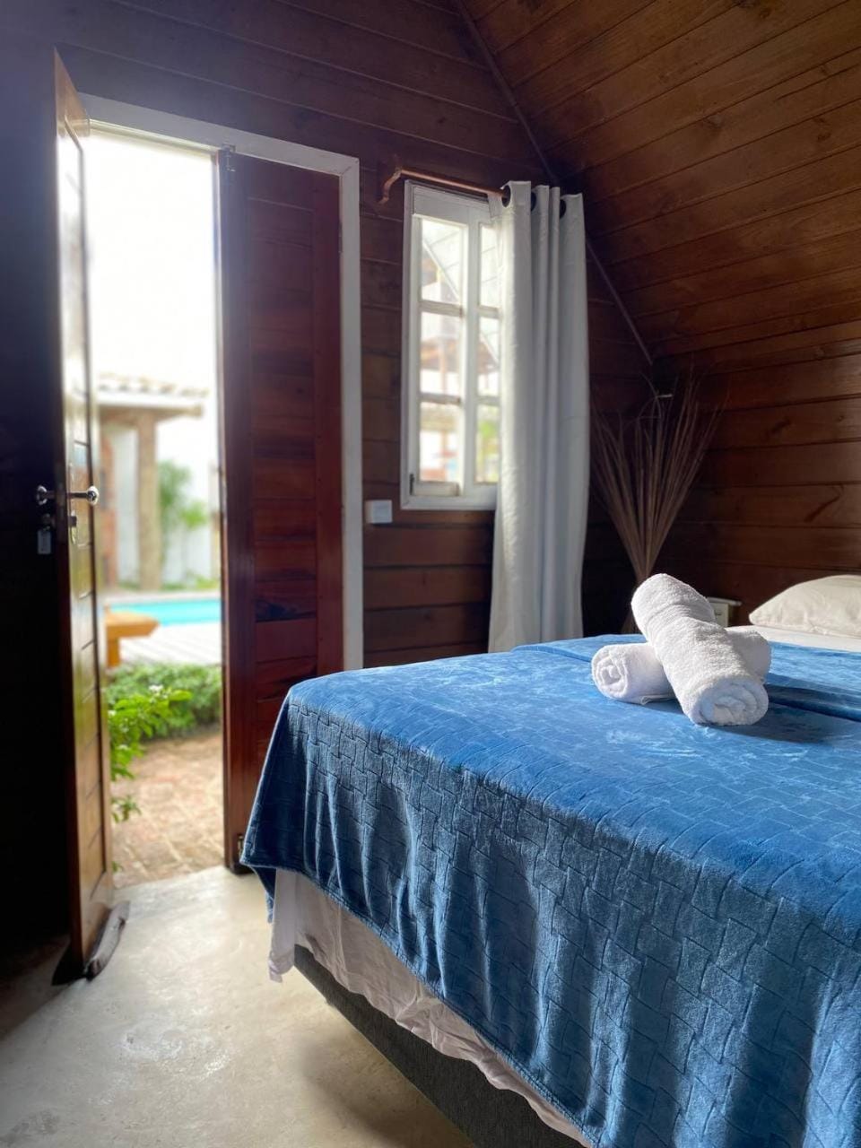 Bedroom, Swimming pool