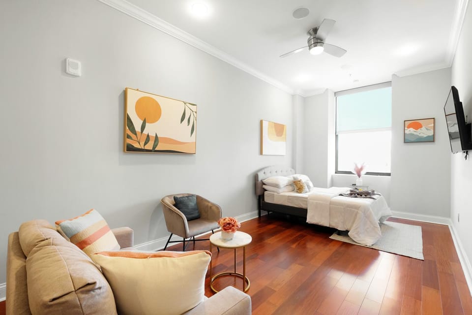 Living room, Bedroom