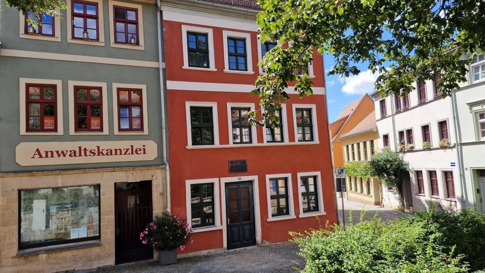 Property building, Facade/entrance