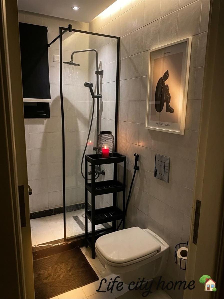Shower, Toilet, Bathroom