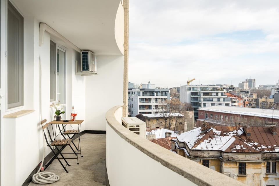 Balcony/Terrace, City view