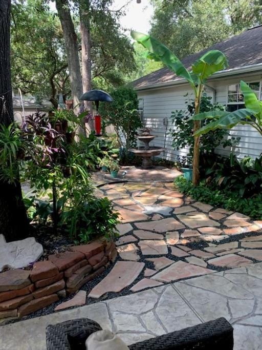 2 room luxury suite near airport & The Woodlands Vacation rental in Houston
