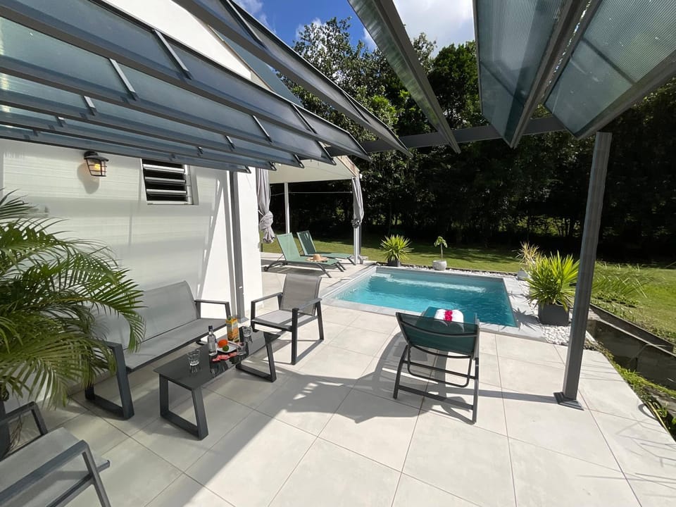Petite Rivière bis House in Sainte-Luce