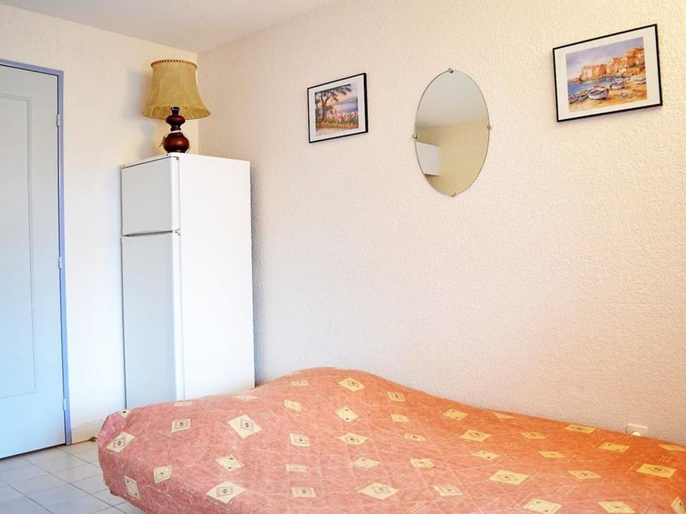 Appartement 2 pièces, terrasse, parking privé, proche plage, 6 couchages - Le Lavandou - FR-1-251-547 Apartment in Le Lavandou