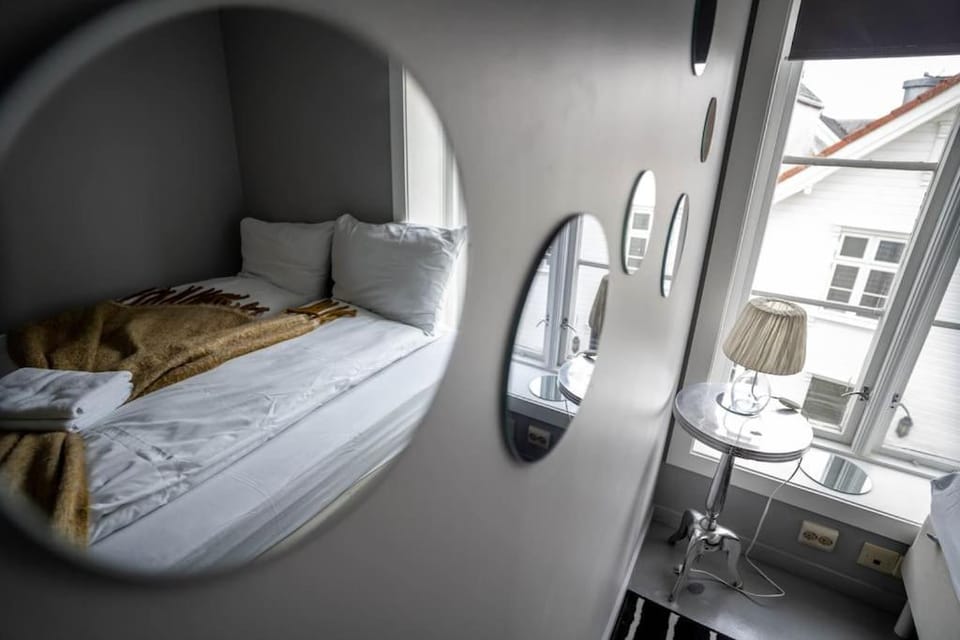Stavanger BnB 15 by Berti's ( Centrum, Sauna, Billiard, Airport Shuttle) Apartment in Stavanger