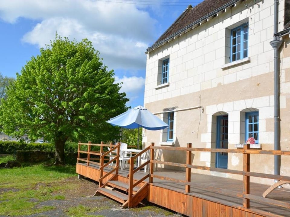 Maison de caractère 1840 en Touraine avec grand jardin, pêche, à proximité de Loches et châteaux. - FR-1-381-558 House in Centre-Val de Loire