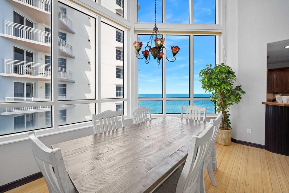 Luxury Beach Penthouse Villa Ocean Walk Resort House in Florida