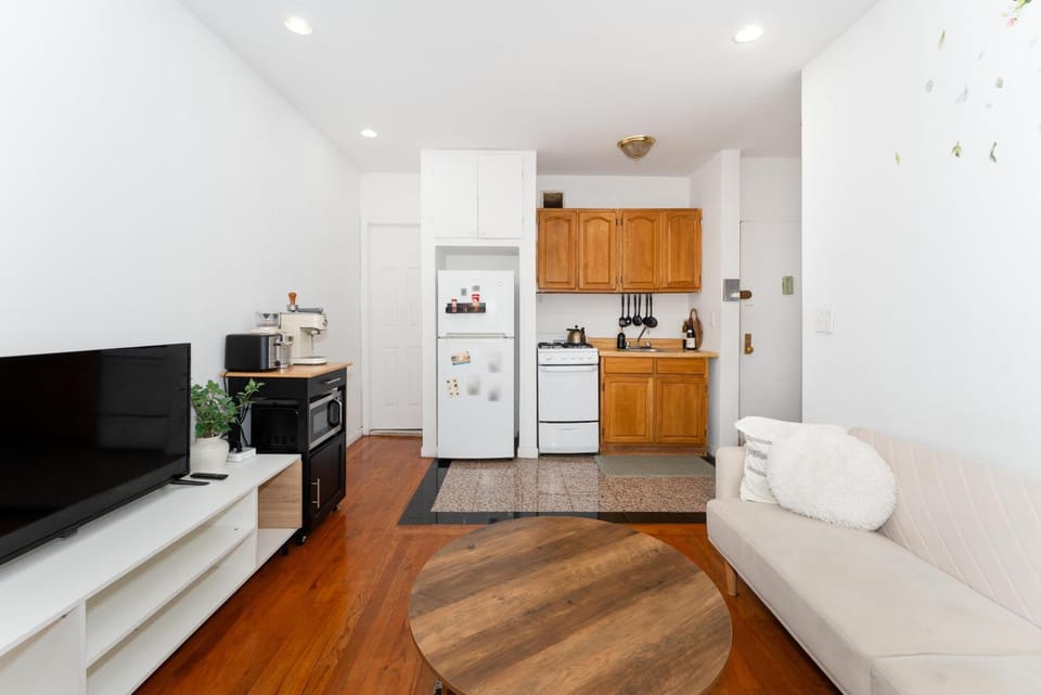 Chic One Bedroom Retreat in Downtown Manhattan Apartment in East Village