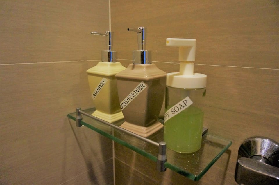 Eighty One Building C53J Condotel Apartment hotel in Pasay
