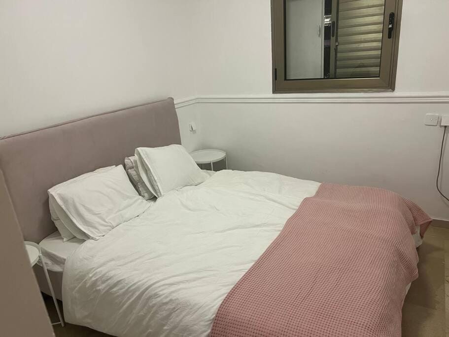 Beach Apartment - Ramat Aviv Apartment in Tel Aviv-Yafo
