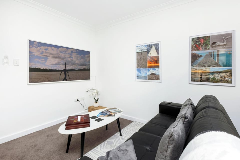 TV and multimedia, Living room, Decorative detail
