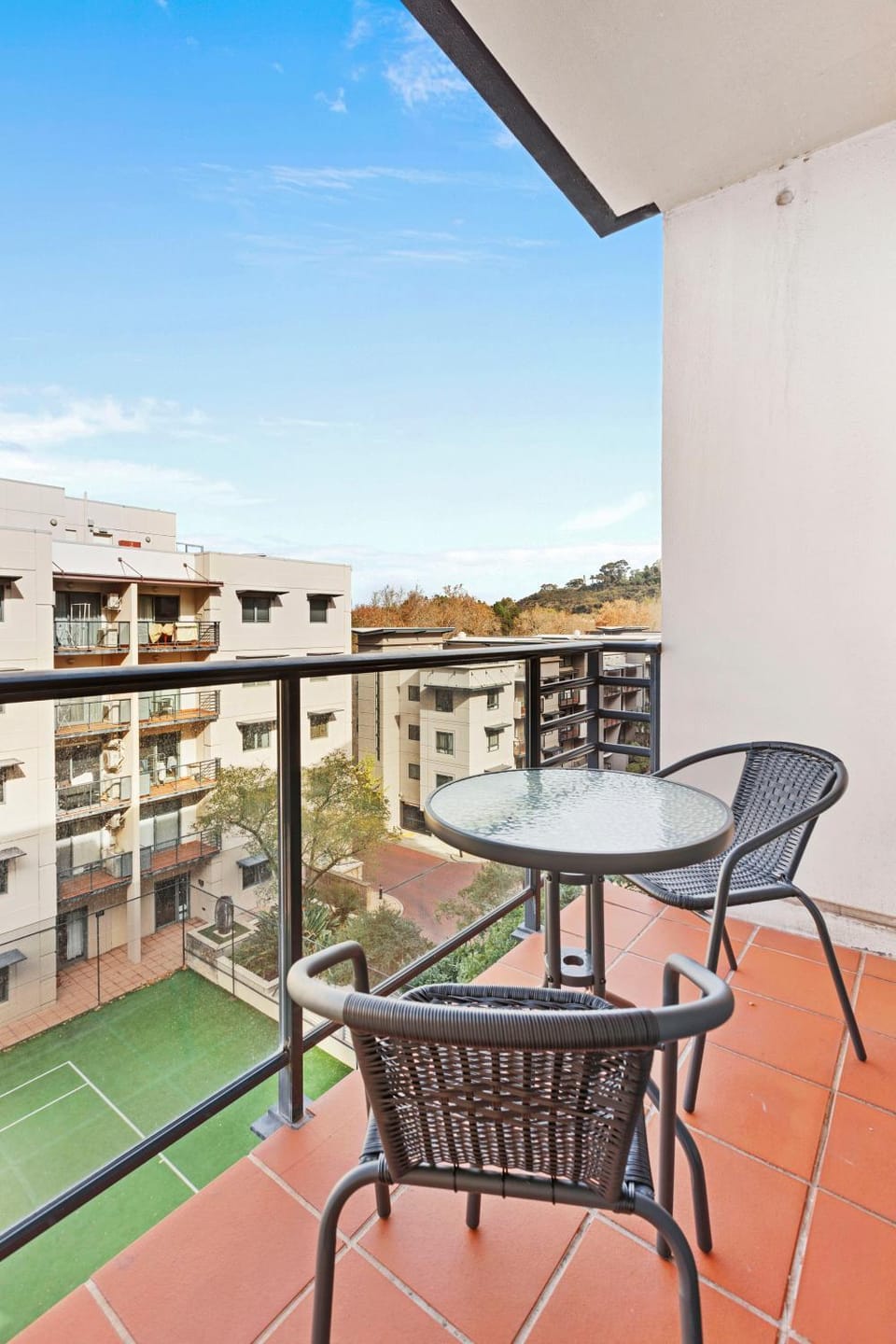 City View 1BR Gem on Mounts Bay Road Apartment in Perth