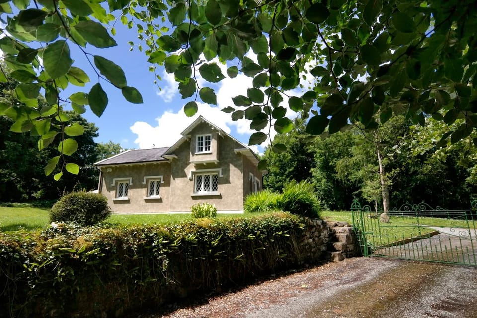 Property building, Spring, Day, Natural landscape