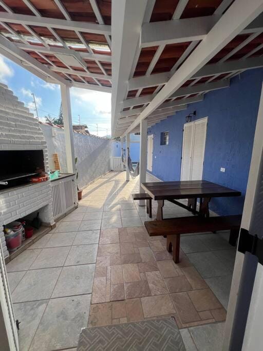 Casa em Juquehy com piscina a 100 metros da praia House in São Sebastião