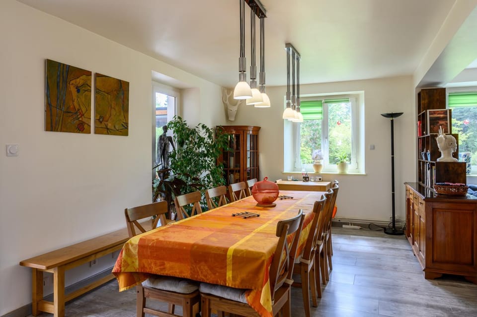 Property building, Living room