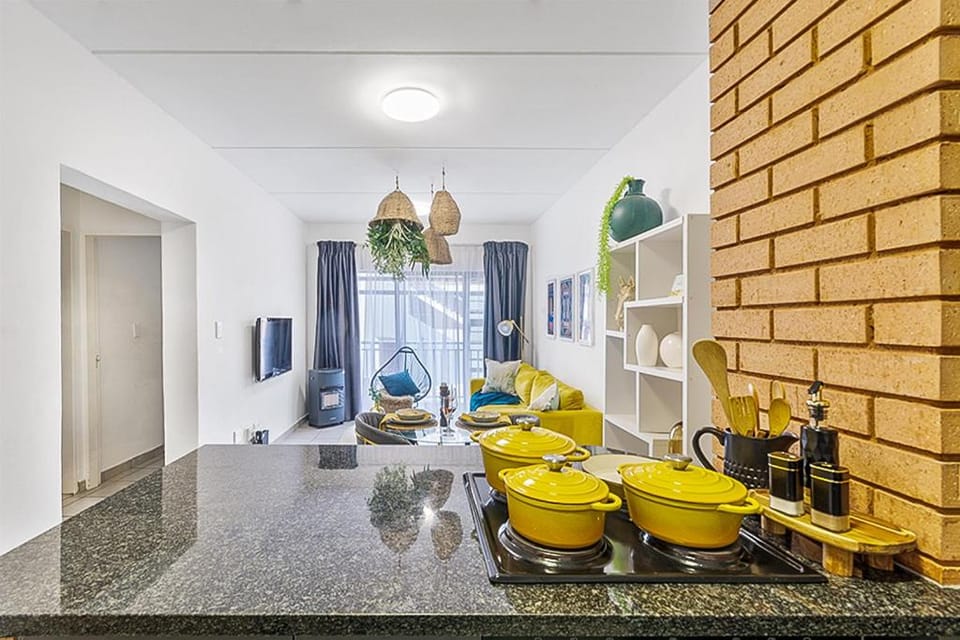 House of Ndebele @Mall of Africa Waterfall Midrand Apartment in Sandton