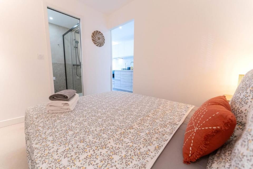 Appart' au calme avec piscine et terrasse Apartment in Cagnes-sur-Mer