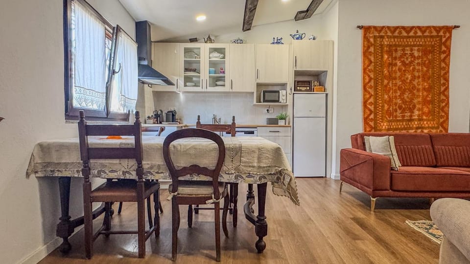 Ninho do Melro II - Turismo Rural Bragança House in Galicia