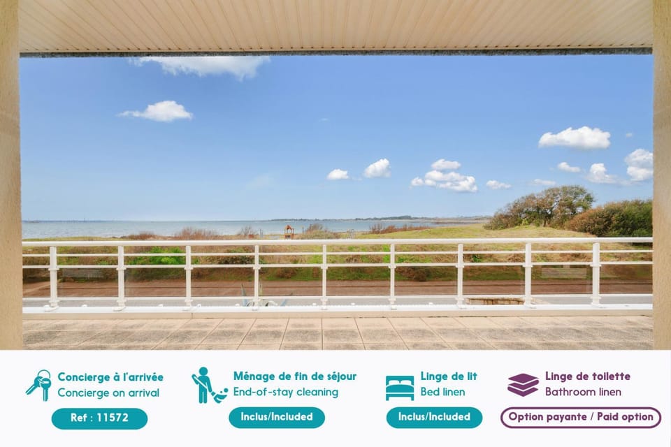 Grande maison vue mer au Guilvinec House in Finistere