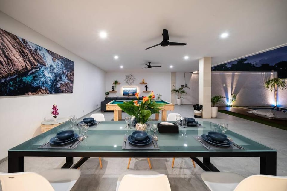 *Luxury Astaga Villa 2*Modern*Billiard*Paddy View* Villa in North Kuta