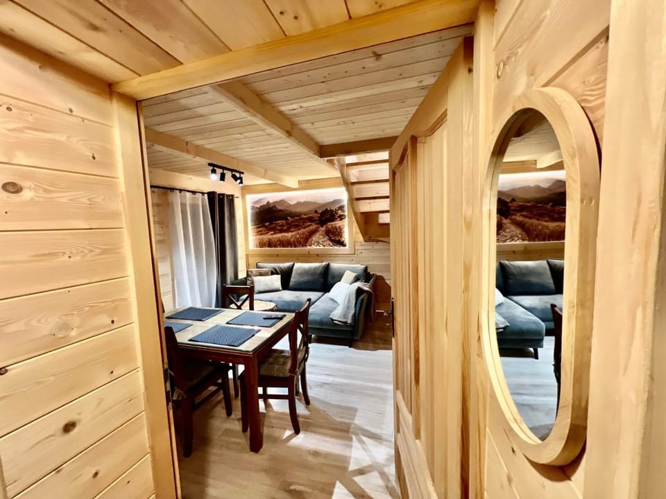 Domek na Szlaku koło ZAKOPANEGO Chalet in Lesser Poland Voivodeship