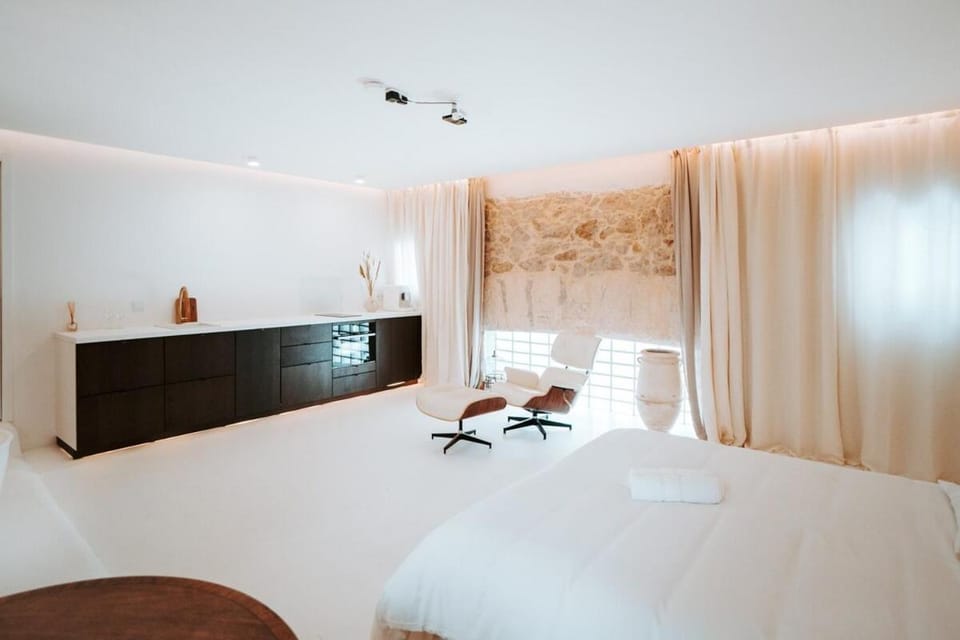 Love & Balneo Week-End Apartment in Marseille