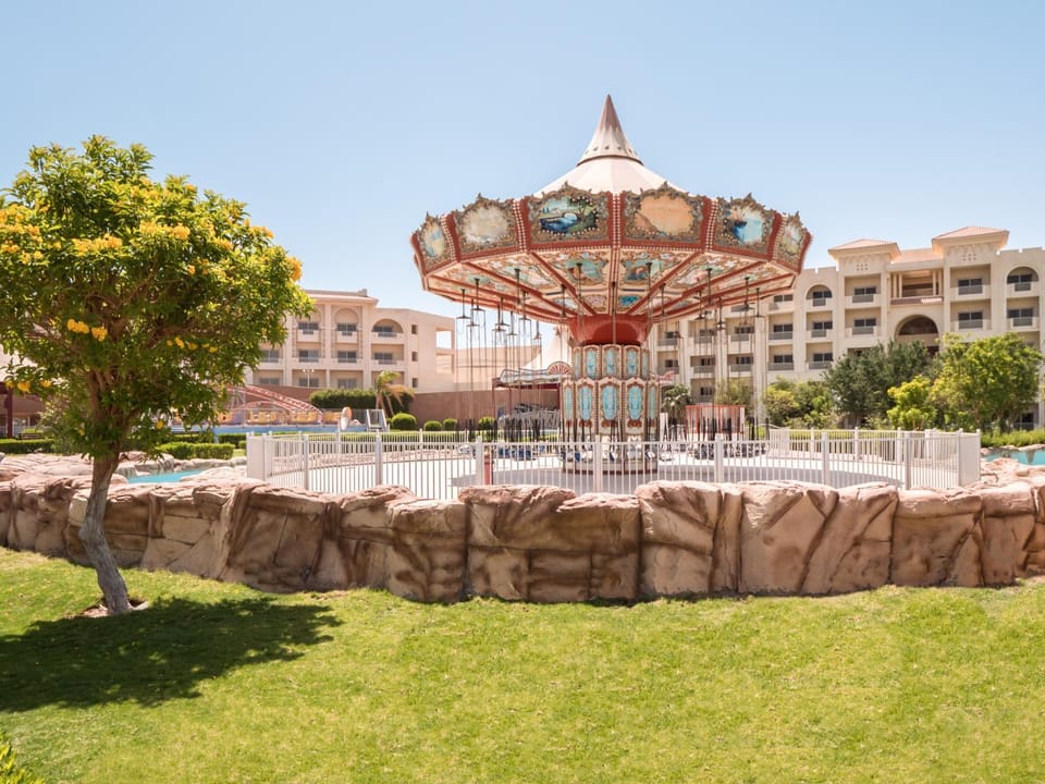 Property building, Entertainment