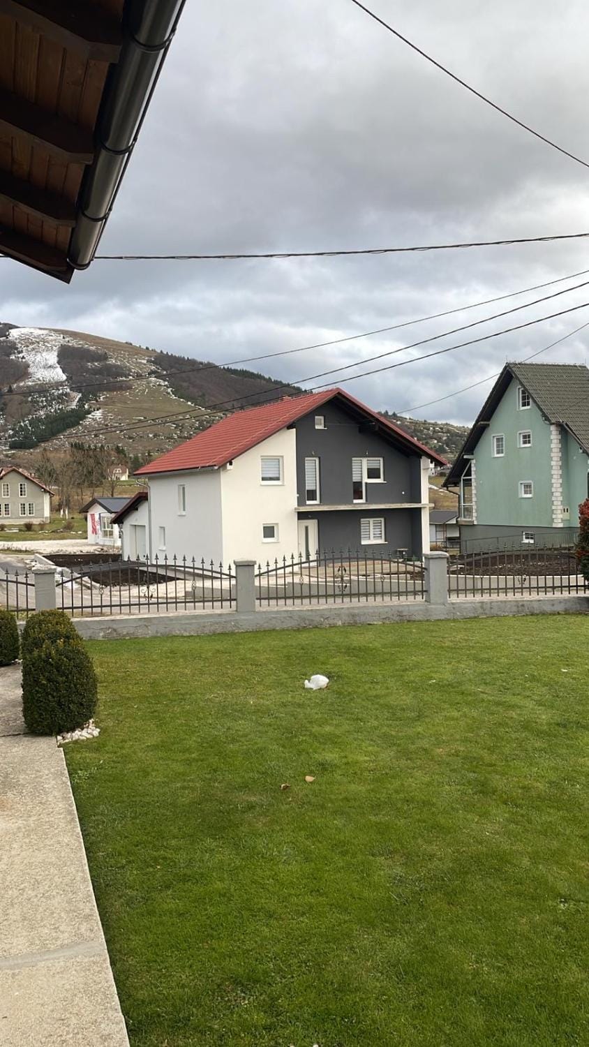 Property building, Day, Natural landscape, Mountain view