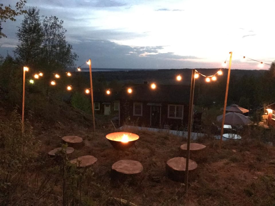 Natural landscape, BBQ facilities, Garden, Garden, View (from property/room), Balcony/Terrace, Garden view