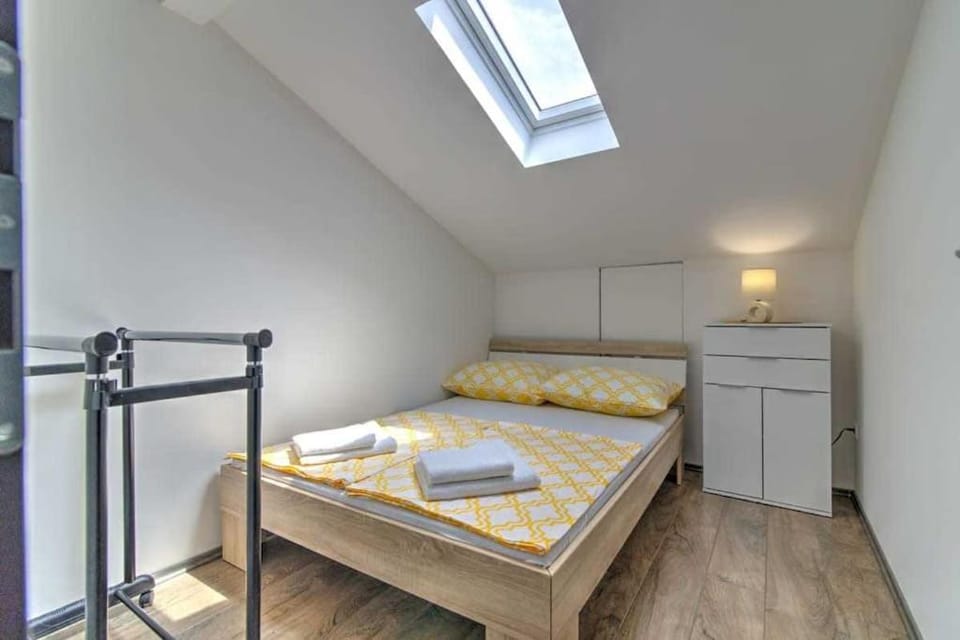 NV Hill ONE by Aneo Travel House in Novi Vinodolski