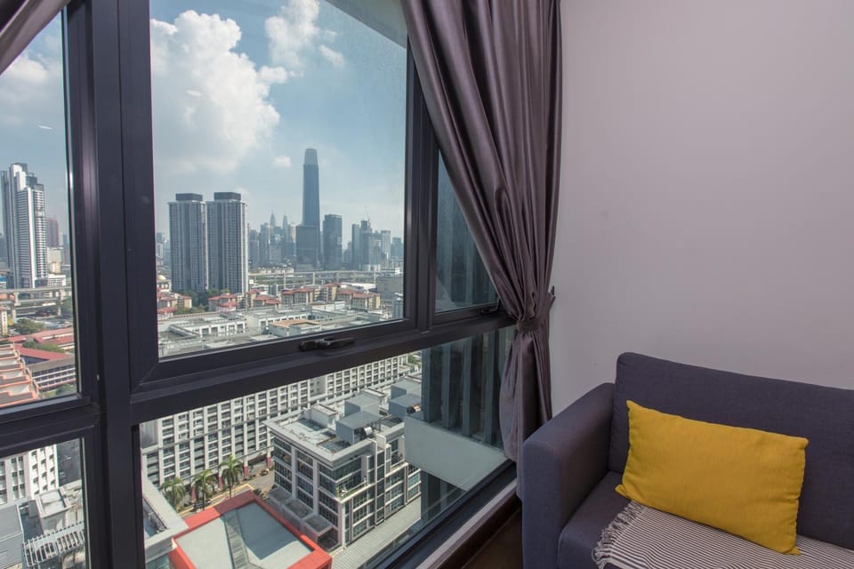View (from property/room), City view