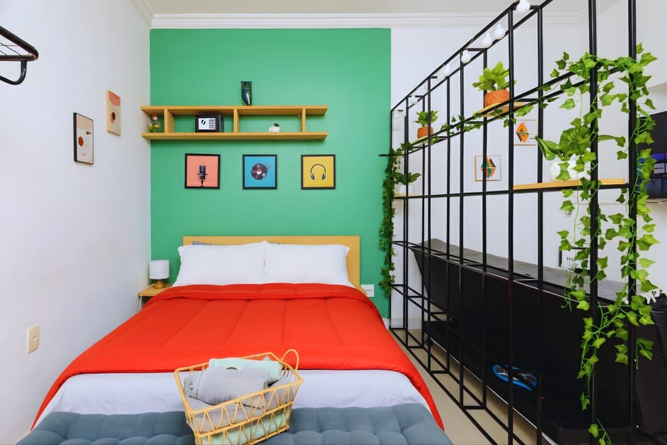 Bed, Bedroom