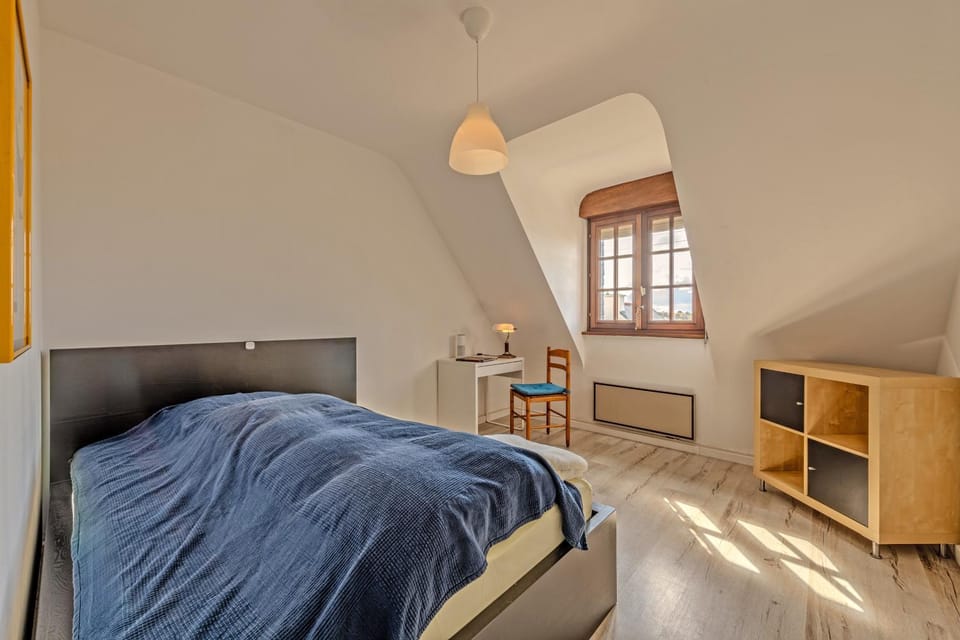 Property building, Living room, Bedroom